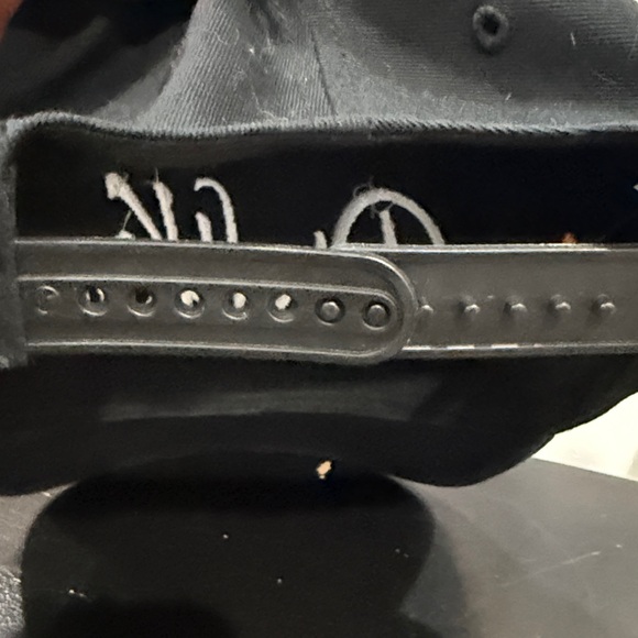 DraftKings Black Snap Back - OSFM - Picture 4 of 6